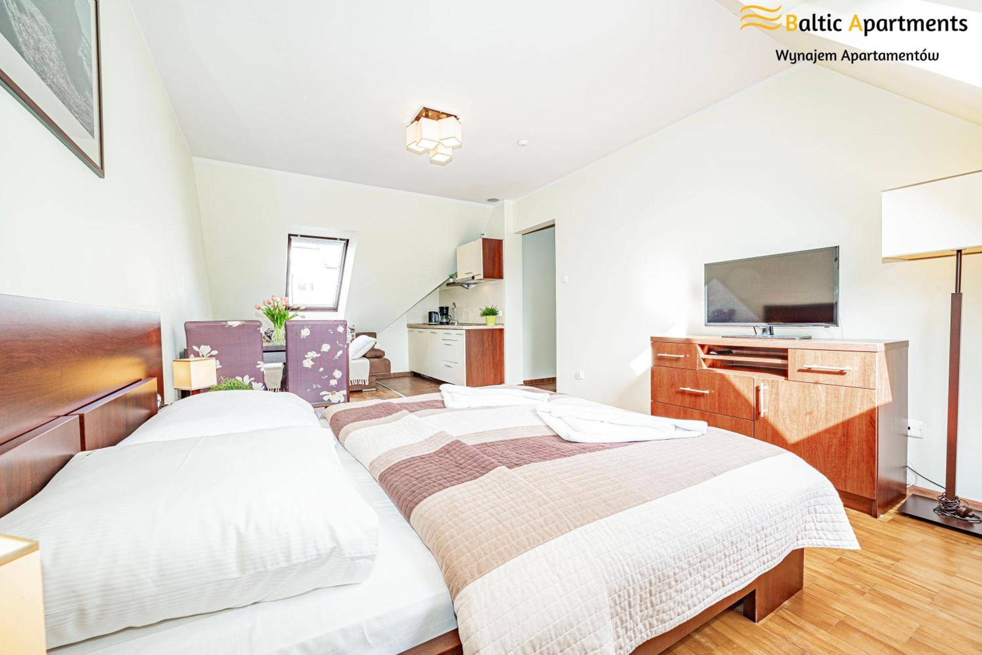Baltic Apartments - Hotelik Przy Promenadzie Свіноуйсьце Екстер'єр фото
