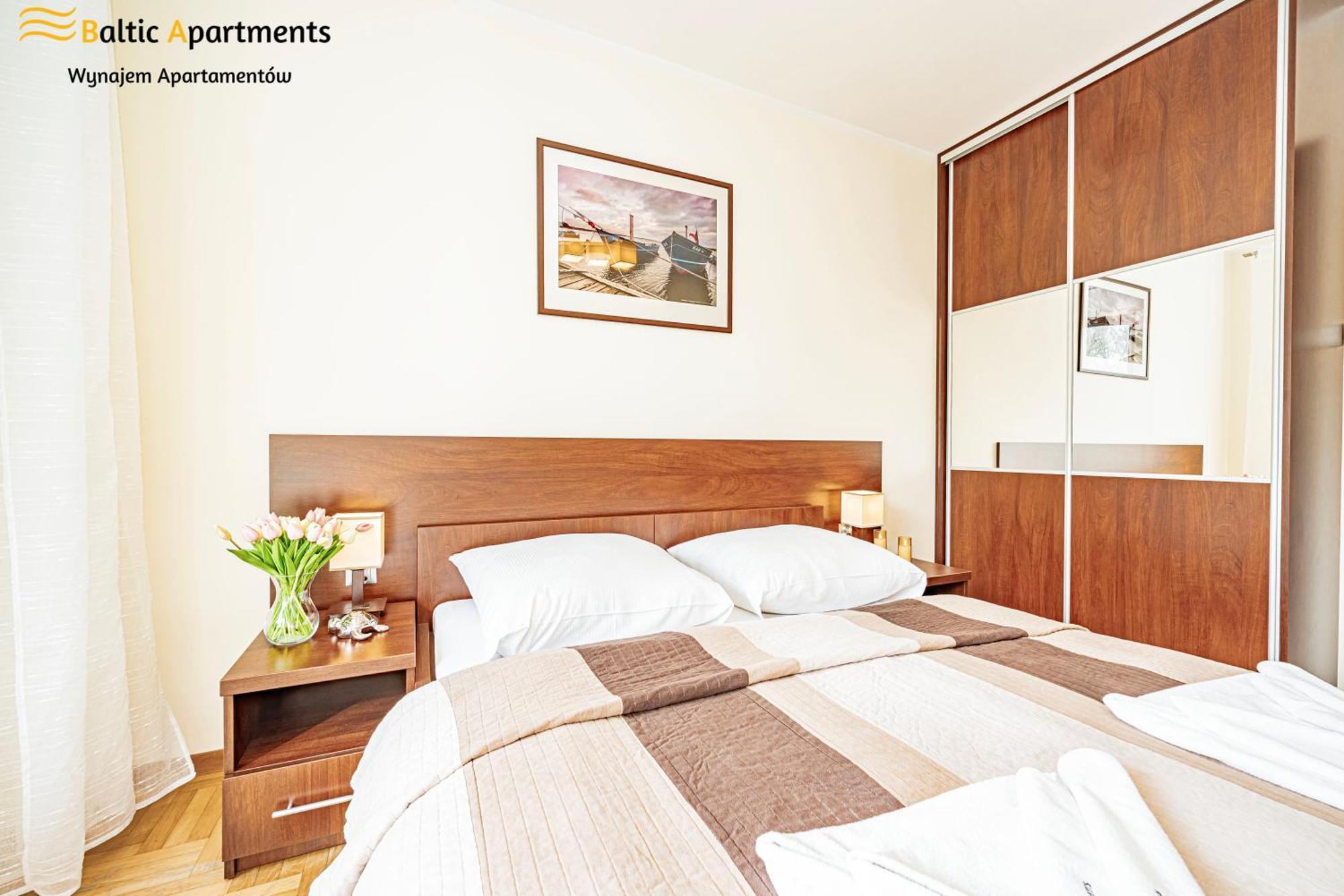 Baltic Apartments - Hotelik Przy Promenadzie Свіноуйсьце Екстер'єр фото
